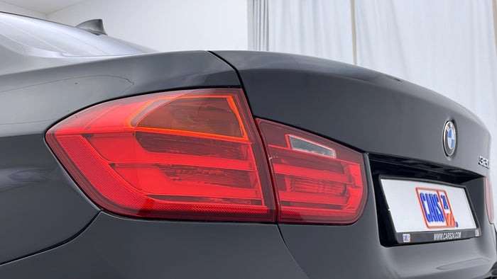 BMW 320I-Tail Light LHS Scratched