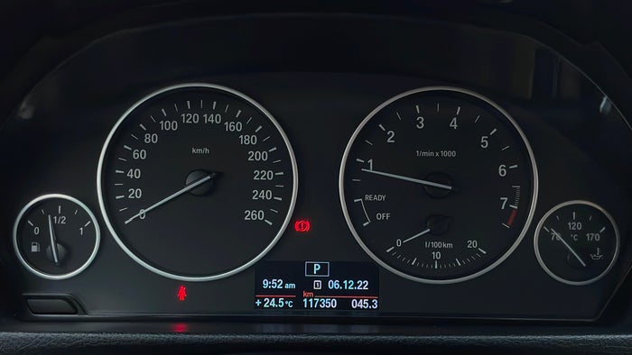 BMW 320I-Odometer View