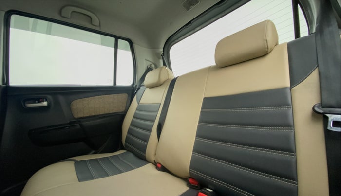 2018 Maruti Wagon R 1.0 VXI AMT, Petrol, Automatic, 84,827 km, Right Side Rear Door Cabin