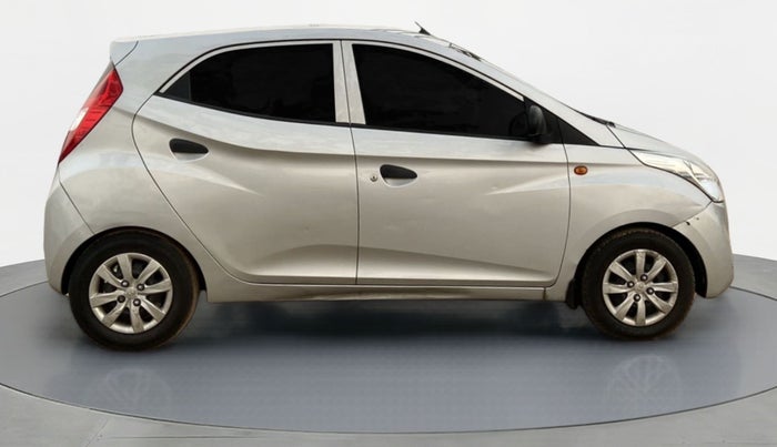 2013 Hyundai Eon MAGNA PLUS, Petrol, Manual, 40,361 km, Right Side View