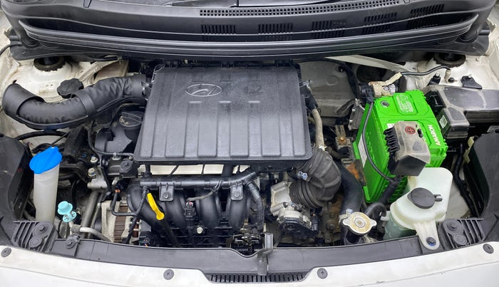 2017 Hyundai Grand i10 Sportz(O) 1.2 MT, Petrol, Manual, 35,500 km, Open Bonet