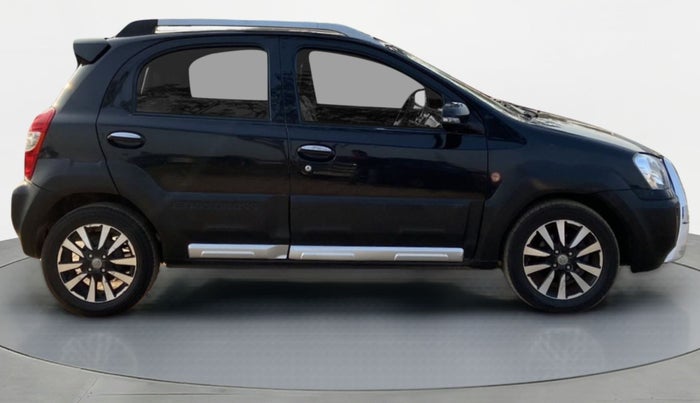 2014 Toyota Etios CROSS VD, Diesel, Manual, 62,381 km, Right Side View