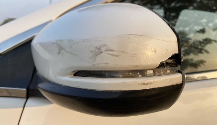 2016 Honda City VX MT PETROL, Petrol, Manual, 56,978 km, Left rear-view mirror - Indicator light has minor damage