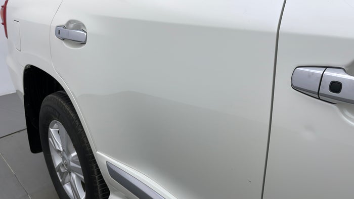TOYOTA LAND CRUISER-Door Exterior LHS Rear Scratch