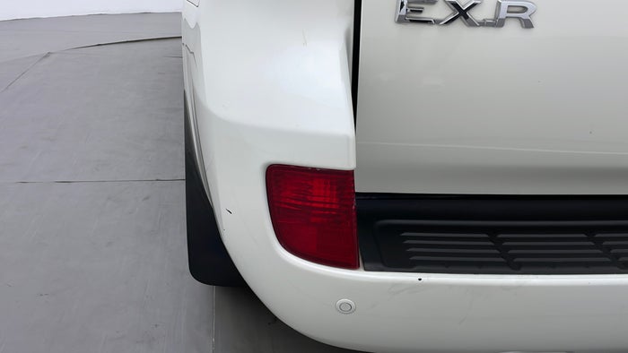 TOYOTA LAND CRUISER-Bumper Rear Scratch