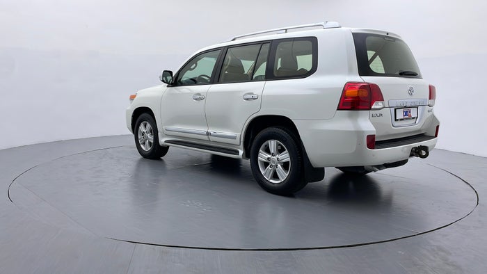 TOYOTA LAND CRUISER-Left Back Diagonal (45- Degree) View