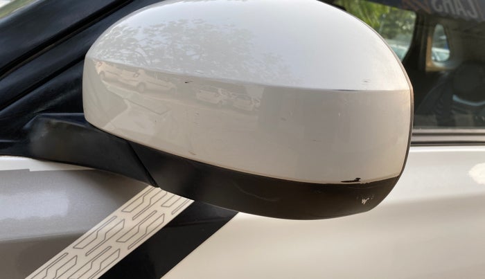 2017 Maruti Vitara Brezza ZDI, Diesel, Manual, 47,634 km, Left rear-view mirror - Minor scratches