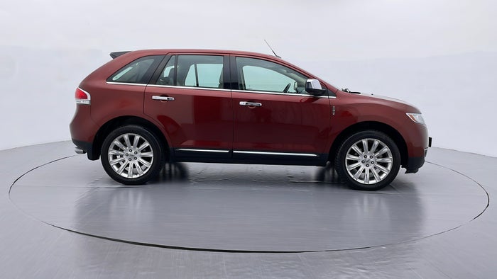 LINCOLN MKX-Right Side View