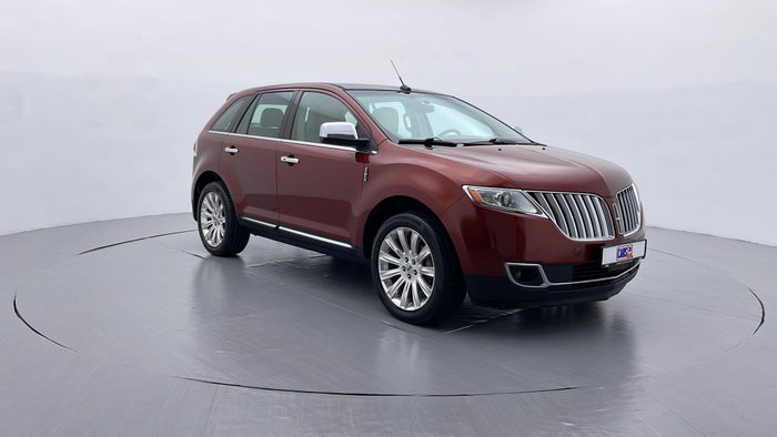 LINCOLN MKX-Right Front Diagonal (45- Degree) View