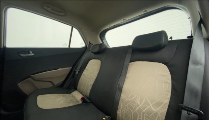 2014 Hyundai Grand i10 ASTA 1.2 KAPPA VTVT, Petrol, Manual, 93,104 km, Right Side Rear Door Cabin