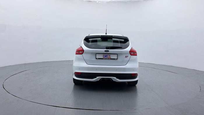 FORD FOCUS-Back/Rear View