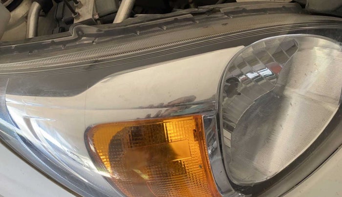 2019 Maruti Alto VXI, Petrol, Manual, 33,789 km, Right headlight - Clamp has minor damage