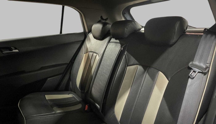 2016 Hyundai Creta 1.6 CRDI SX PLUS AUTO, Diesel, Automatic, 41,283 km, Right Side Rear Door Cabin