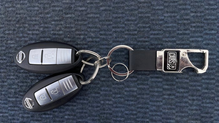 NISSAN JUKE-Key Close-up
