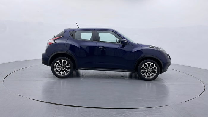 NISSAN JUKE-Right Side View