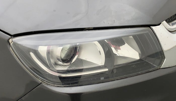 2018 Maruti Vitara Brezza ZDI, Diesel, Manual, 90,596 km, Right headlight - Minor damage