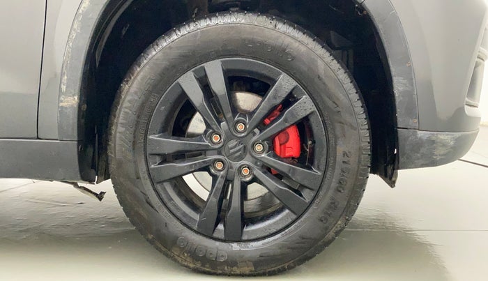 2018 Maruti Vitara Brezza ZDI, Diesel, Manual, 90,675 km, Right Front Wheel