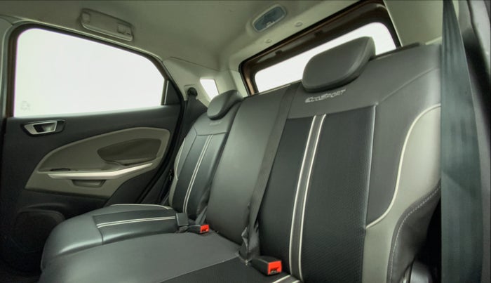 2016 Ford Ecosport 1.5 TREND+ TDCI, Diesel, Manual, 73,989 km, Right Side Rear Door Cabin