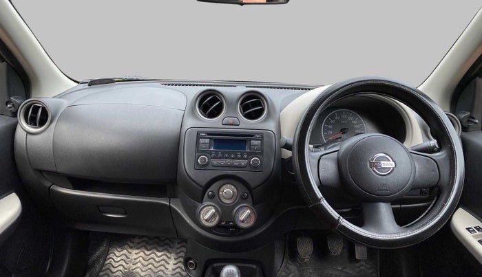 2016 Nissan Micra Active XL, Petrol, Manual, 43,085 km, Dashboard