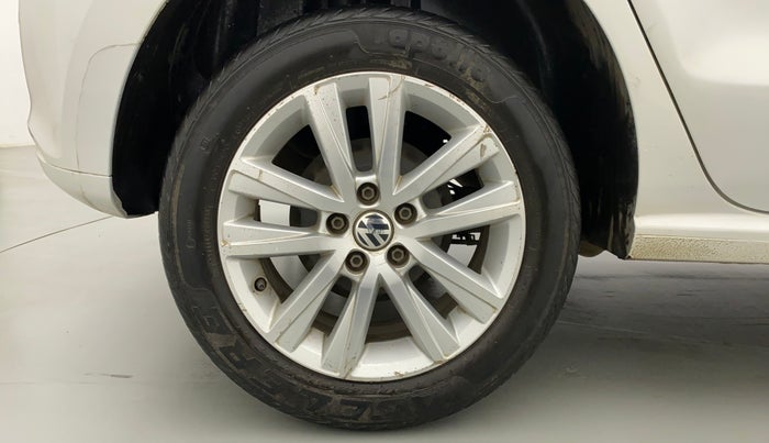 2013 Volkswagen Polo GT TSI 1.2 PETROL AT, Petrol, Automatic, 26,476 km, Right Rear Wheel