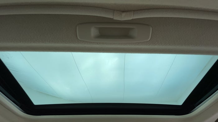 MITSUBISHI LANCER EX-Interior Sunroof/Moonroof
