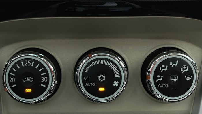 MITSUBISHI LANCER EX-Automatic Climate Control