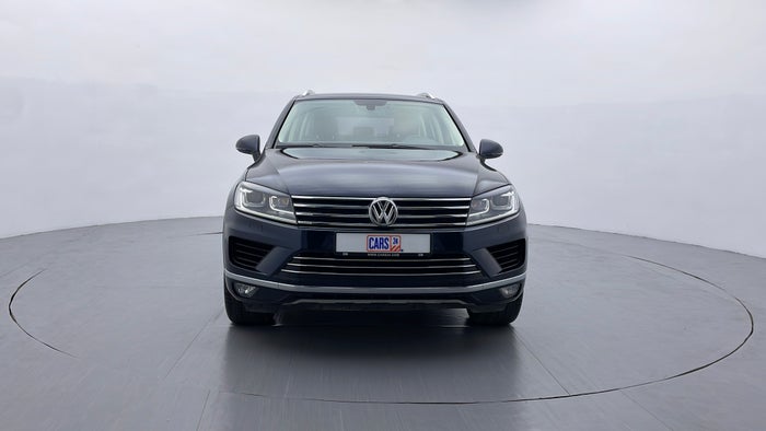 VOLKSWAGEN TOUAREG-Front View