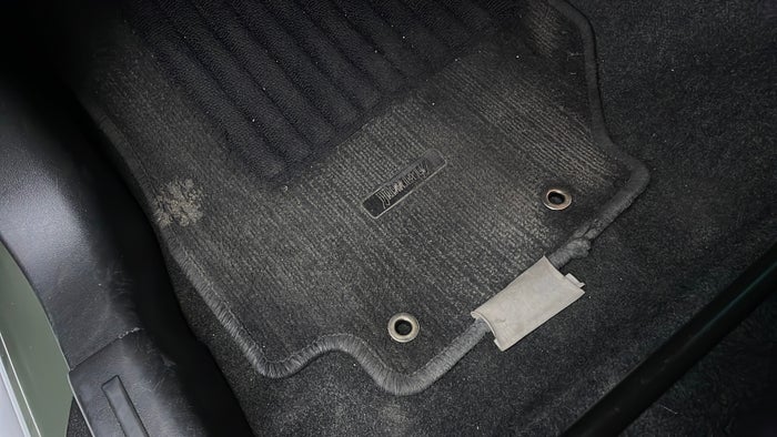 SUZUKI JIMNY-Flooring Front LHS Stain