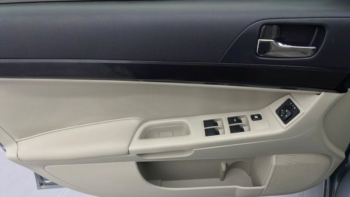 MITSUBISHI LANCER EX-Driver Side Door Panels Controls