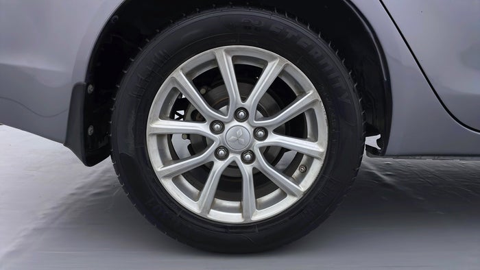 MITSUBISHI LANCER EX-Alloy Wheel RHS Rear Scratch