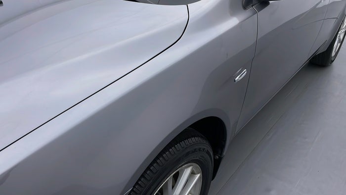 MITSUBISHI LANCER EX-Fender LHS Scratch
