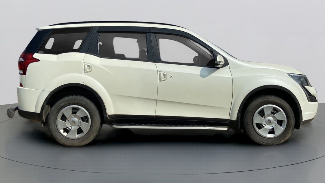 Right Side View