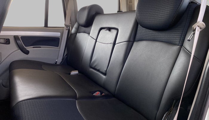 2019 Mahindra Scorpio S11, Diesel, Manual, 23,407 km, Right Side Rear Door Cabin