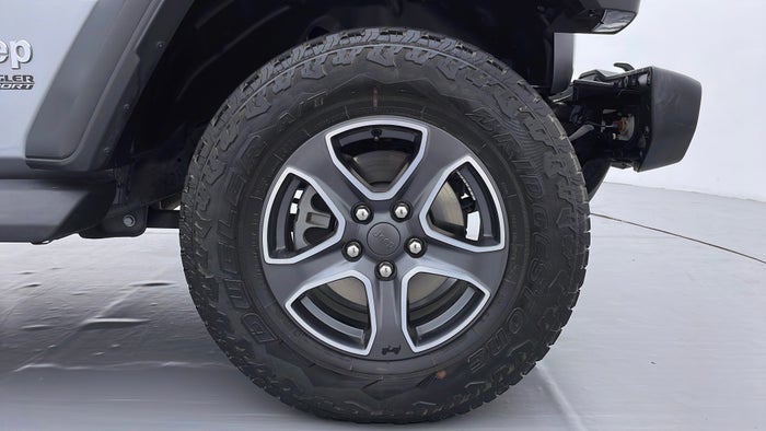 JEEP WRANGLER-Right Front Tyre