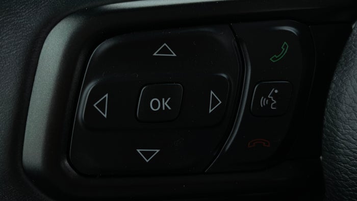 JEEP WRANGLER-Drivers Control