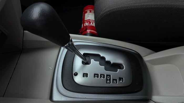 TOYOTA AVANZA-Gear Lever
