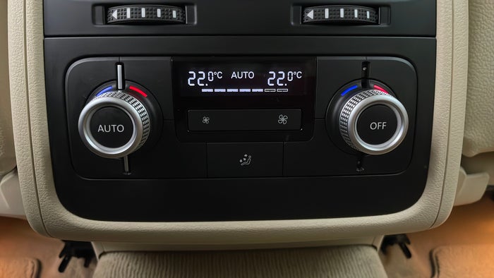 VOLKSWAGEN TOUAREG-Rear AC Temperature Control