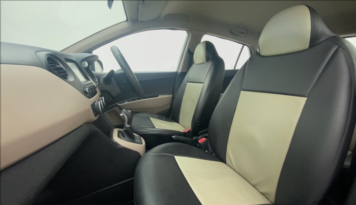 2017 Hyundai Grand i10 SPORTZ (O) 1.2 AT VTVT, Petrol, Automatic, 32,162 km, Right Side Front Door Cabin