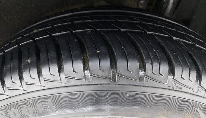 2019 Maruti Vitara Brezza VDI, Diesel, Manual, 14,697 km, Left Rear Tyre Tread