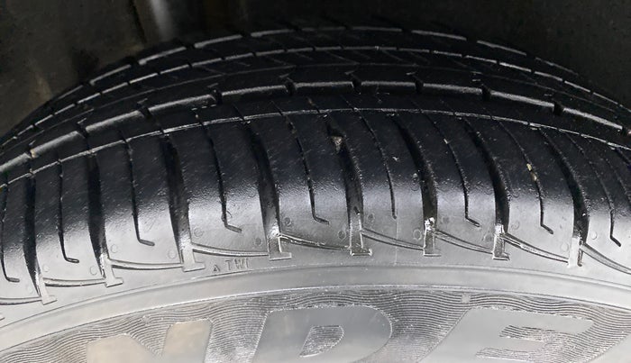 2019 Maruti Vitara Brezza VDI, Diesel, Manual, 14,697 km, Right Rear Tyre Tread
