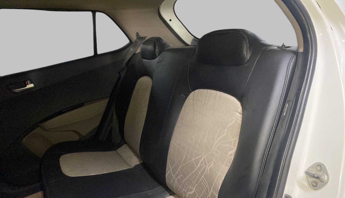 2019 Hyundai Grand i10 SPORTZ 1.2 KAPPA VTVT, Petrol, Manual, 38,744 km, Right Side Rear Door Cabin