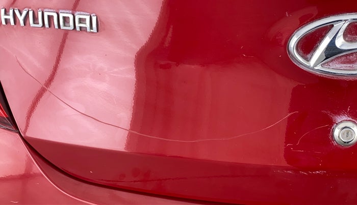 2015 Hyundai Eon ERA PLUS, Petrol, Manual, 42,014 km, Dicky (Boot door) - Minor scratches