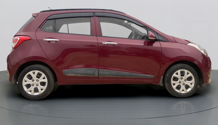 2014 Hyundai Grand i10 SPORTZ AT 1.2 KAPPA VTVT, Petrol, Automatic, 60,199 km, Right Side View
