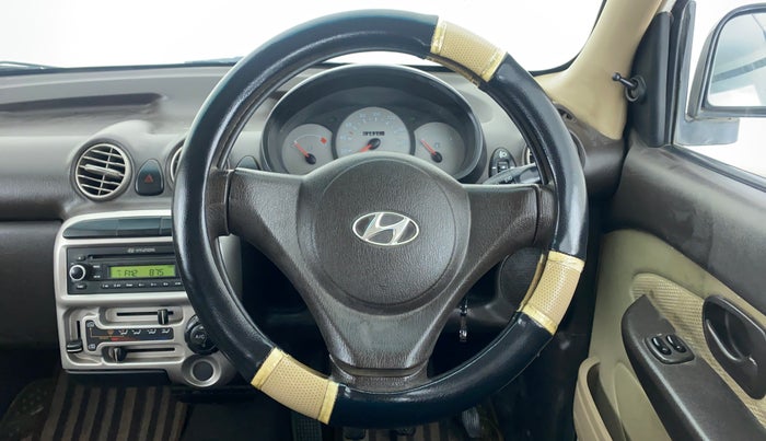 2012 Hyundai Santro Xing GLS, Petrol, Manual, 45,546 km, Steering Wheel Close Up