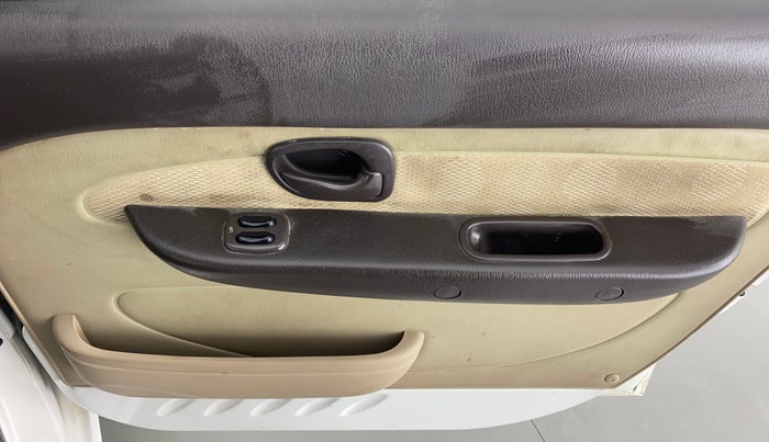 2012 Hyundai Santro Xing GLS, Petrol, Manual, 45,546 km, Driver Side Door Panels Control