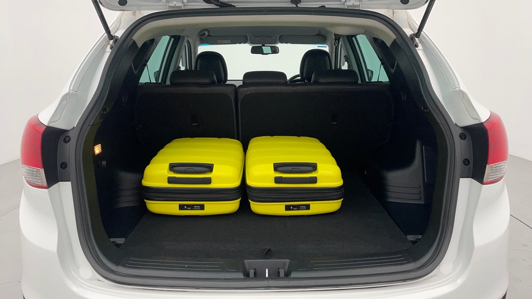 2015 Hyundai Ix35 Se (fwd), Manual, 79064 km, Boot Inside View with Luggage