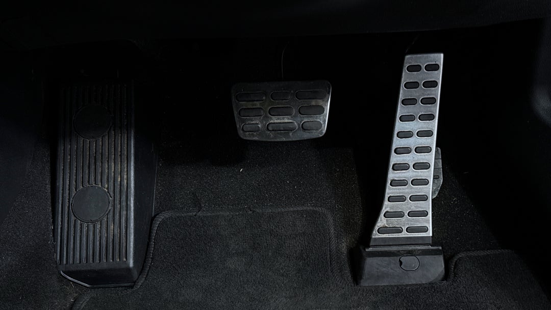 2022 Kia Sorento Gt-line 7 Seat, Automatic, 47164 km, Pedals and Footmat