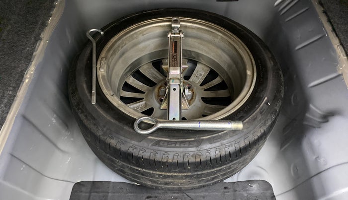2020 Honda City ZX MT PETROL, Petrol, Manual, 28,348 km, Spare Tyre