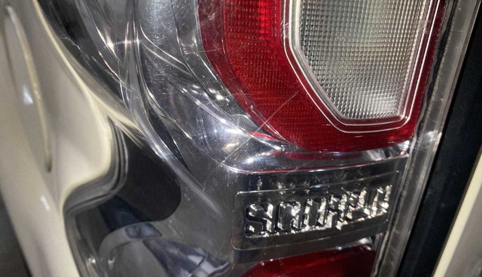 2016 Mahindra Scorpio S10 Intelli Hybrid 2WD, Diesel, Manual, 38,142 km, Left tail light - Minor scratches