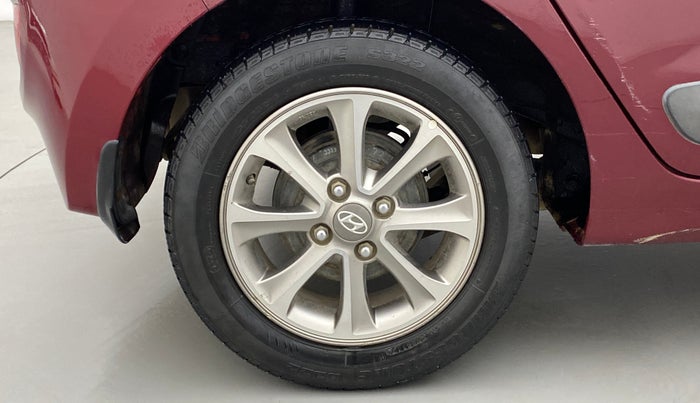 2015 Hyundai Grand i10 ASTA 1.1 (O) CRDI, Diesel, Manual, 99,175 km, Right Rear Tyre Tread